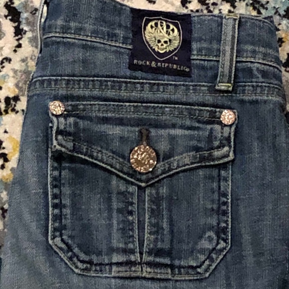 Rock & Republic Boot Cut Jeans.  Size 29 - Picture 2 of 7